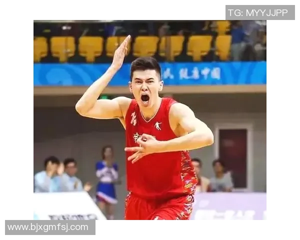 中国篮球足球乒乓球三大球星风采展示与体育成就解析 中国篮球足球乒乓球三大球星风采展示与体育成就解析