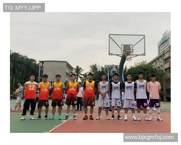 当足球巨星化身动漫角色热血对决点燃青春梦想